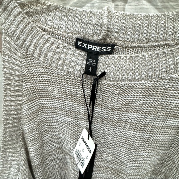 NWT Express cold shoulder bell/ ruffle sleeve sweater ❤️ - Picture 3 of 8